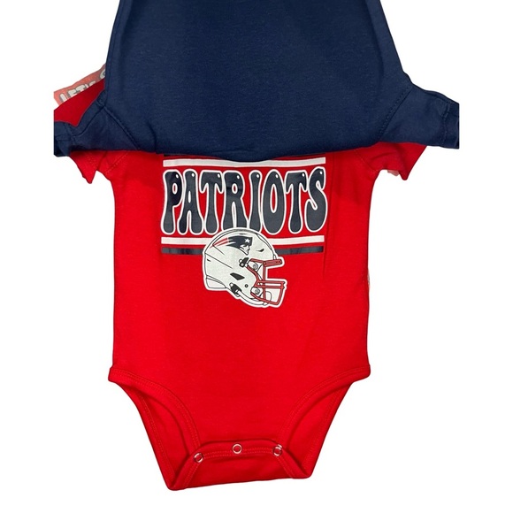 NWT New England Patriots Play Day 3 Piece Creeper Set - 3-6mo - Picture 5 of 6